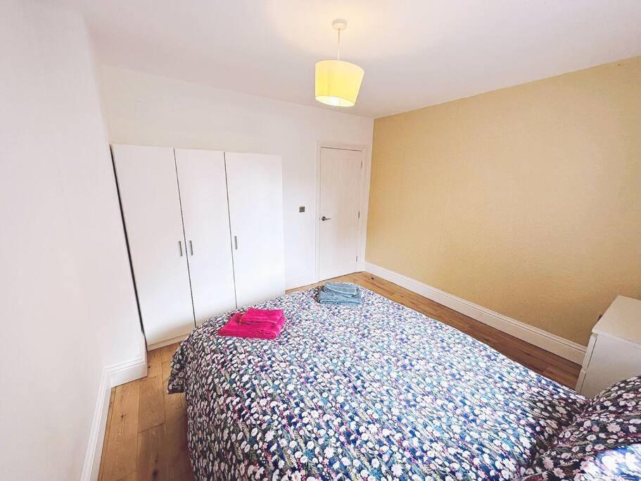 1 Bed Room Flat Near Central Londra Esterno foto