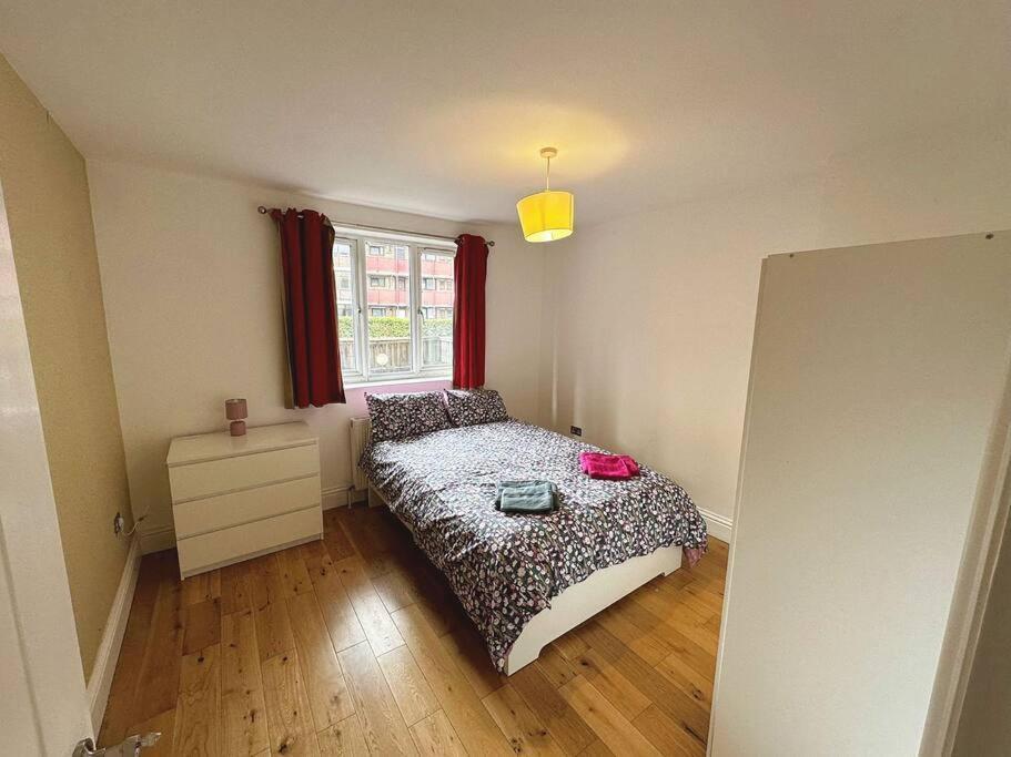 1 Bed Room Flat Near Central Londra Esterno foto